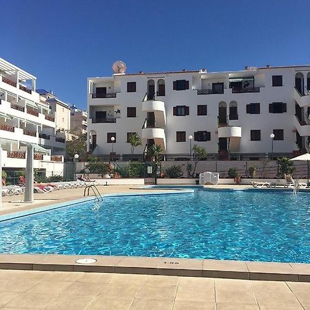 Victoria Court 2, Los Cristianos Guincho  Экстерьер фото