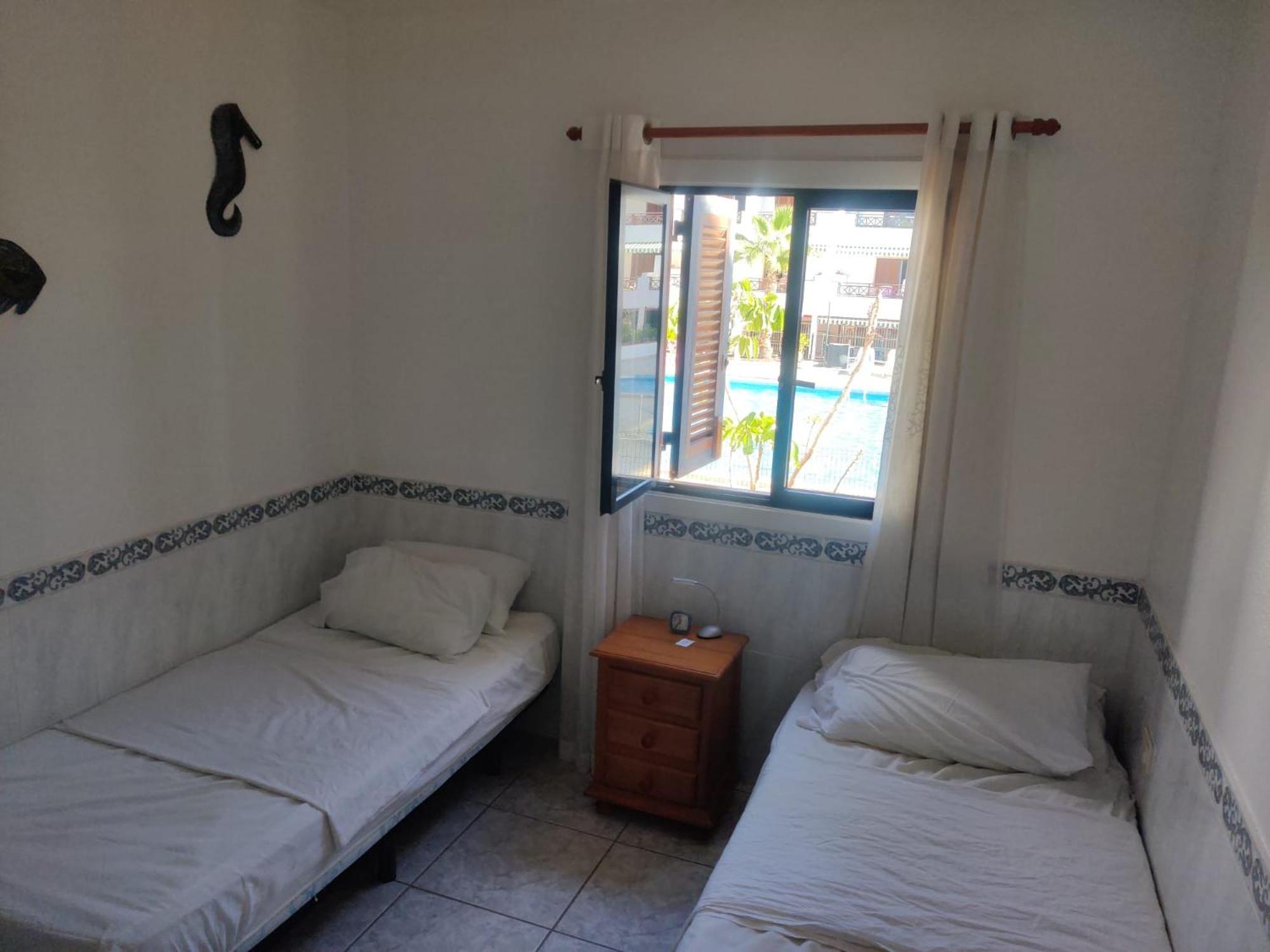 Victoria Court 2, Los Cristianos Guincho  Экстерьер фото